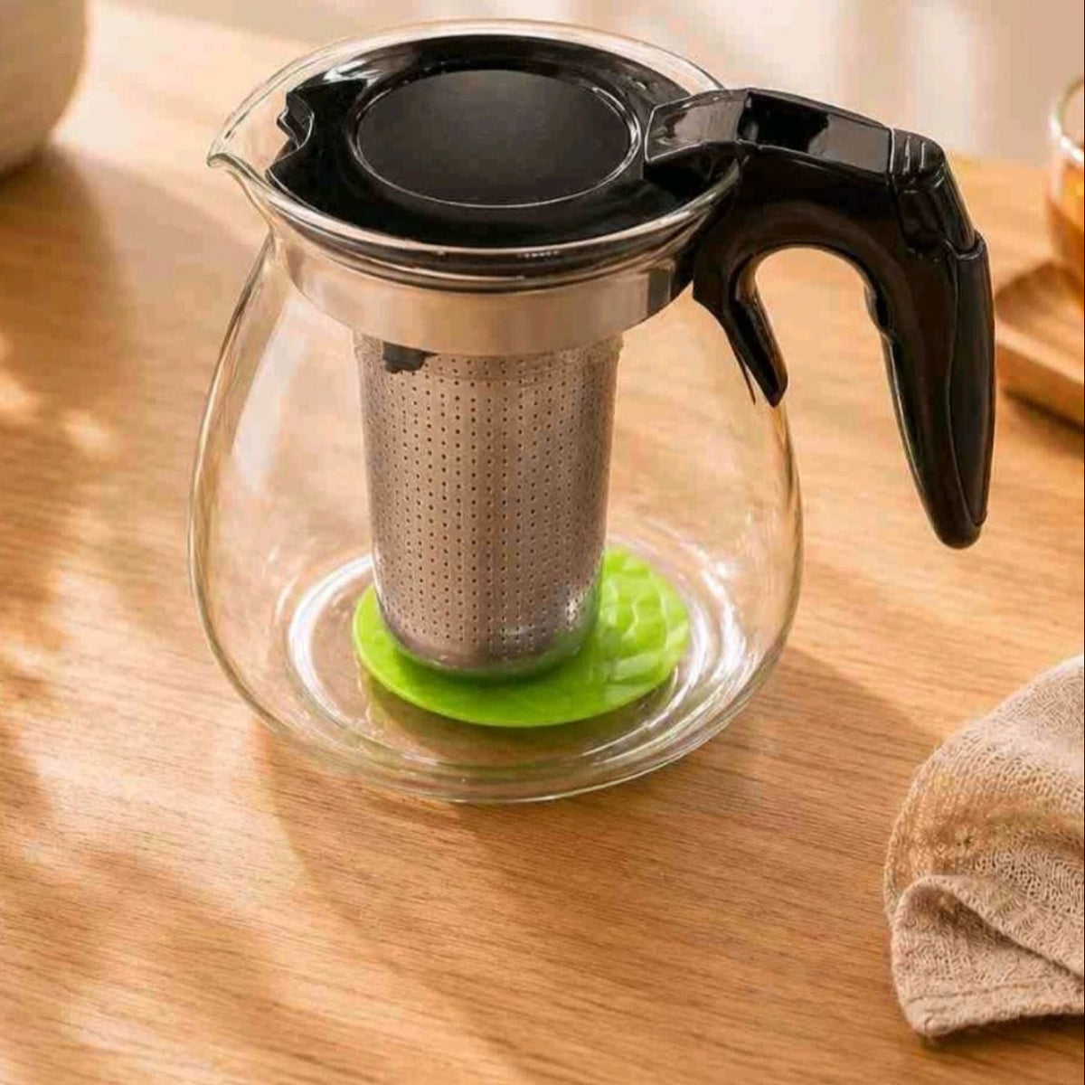 🍵 Stakleni Čajnik 1100 ml sa Metalnim Cjedilom