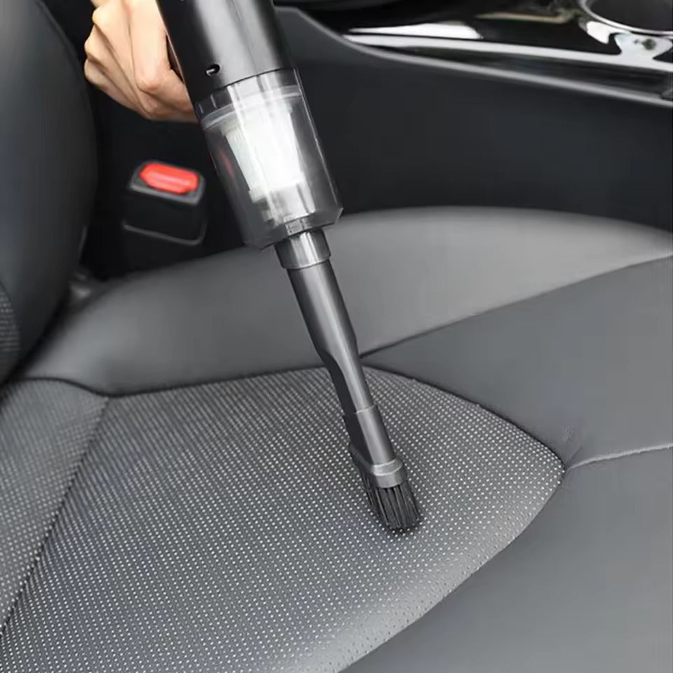 🔋 Bežični Auto Usisivač – Mini snaga za maxi čistoću!